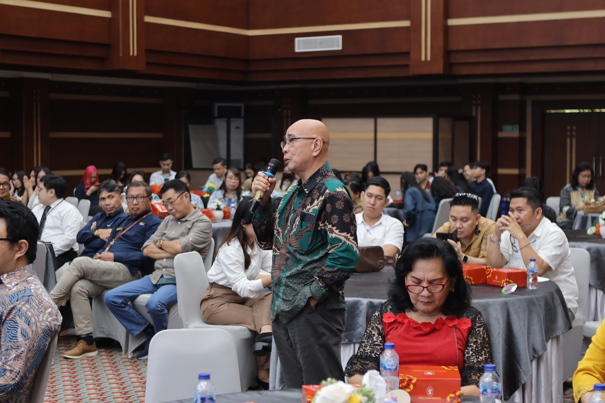 Diskusi Akhir Tahun ISEI Cab. Manado 2024